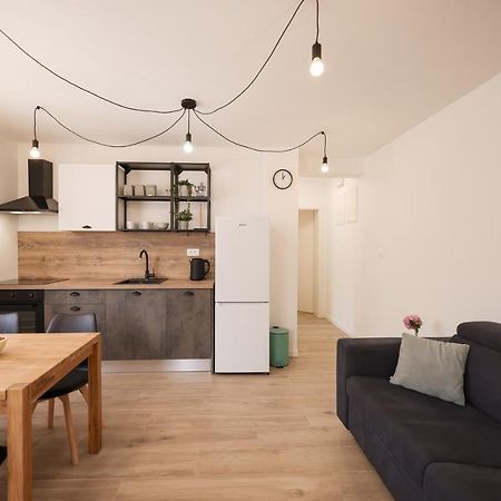 Apartment Ana Zadar Buitenkant foto