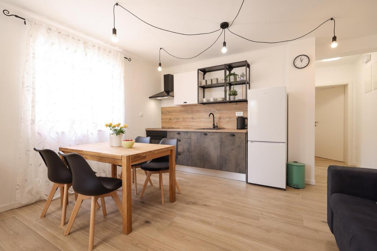 Apartment Ana Zadar Buitenkant foto